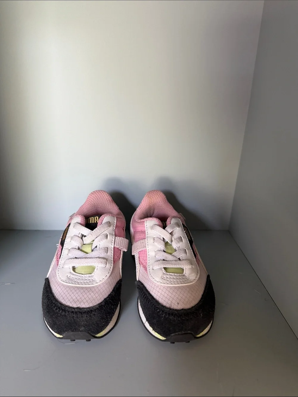 Puma Kids Pink, Black & White Low-Top Sneakers
